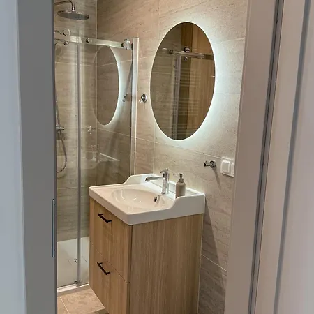 Modern Premium Czysta