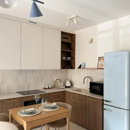 Modern Premium Czysta